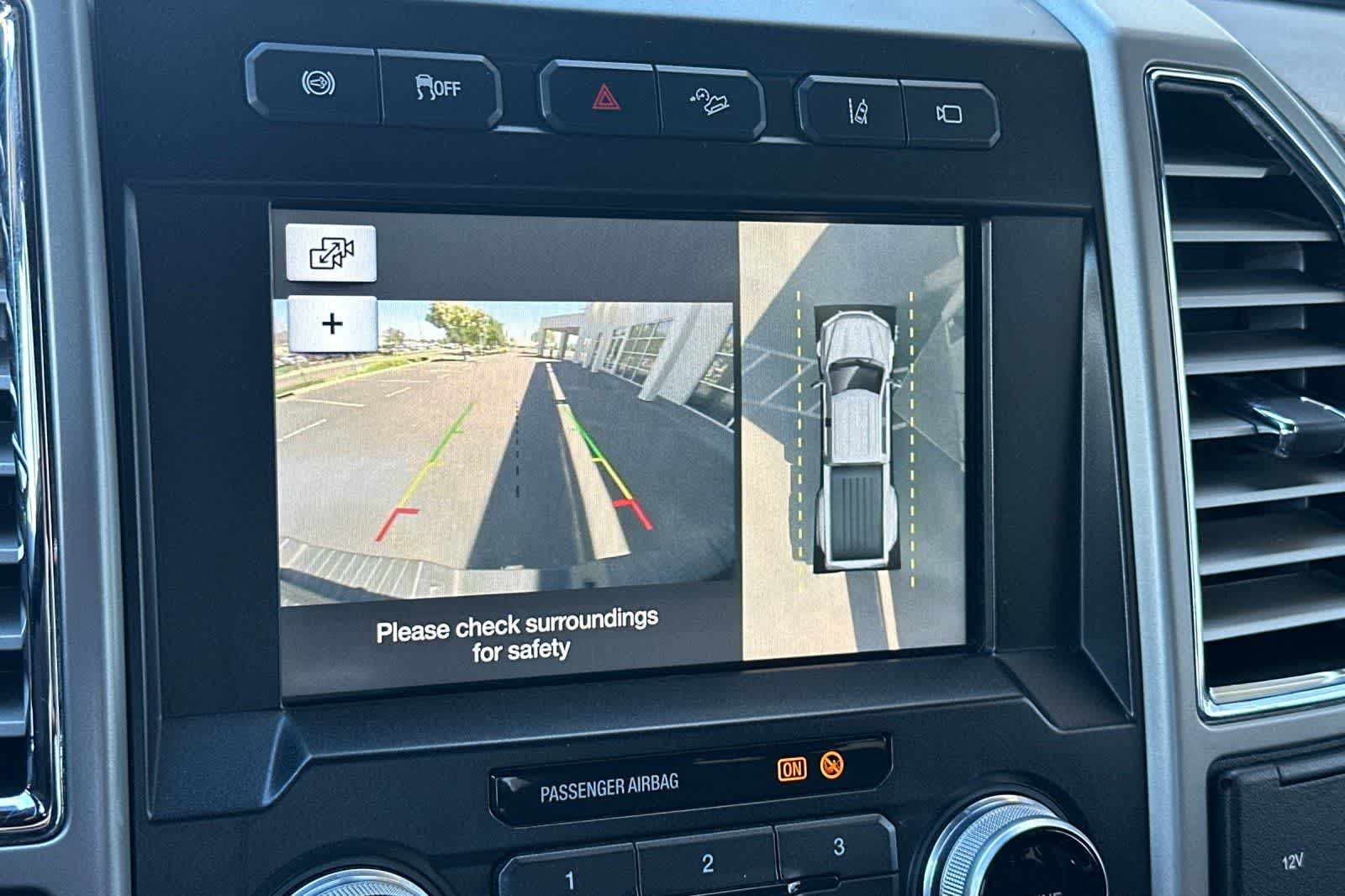 Thumbnail: 2017 Ford Econoline - 21