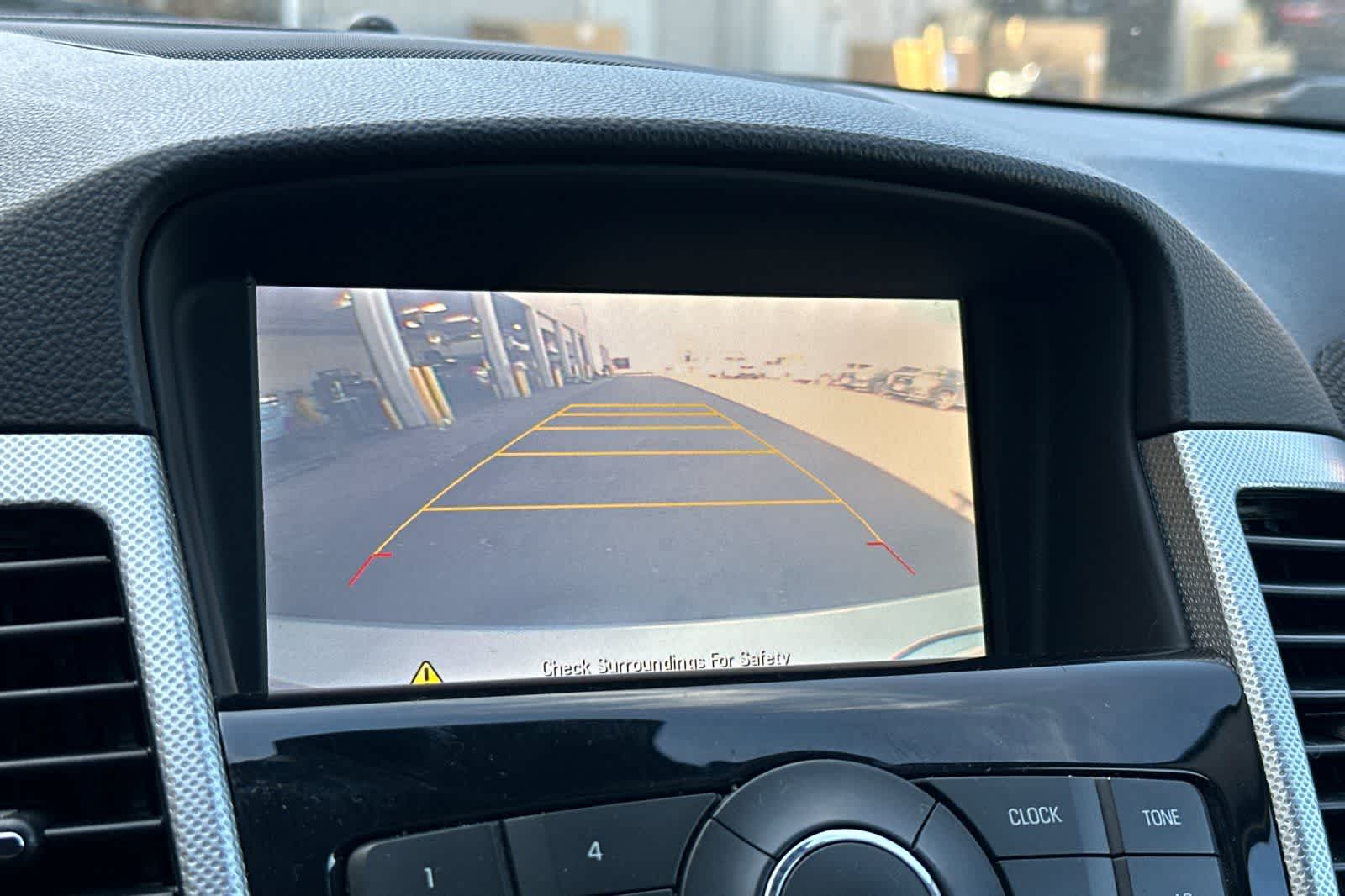 Thumbnail: 2015 Chevrolet Cruze - 17