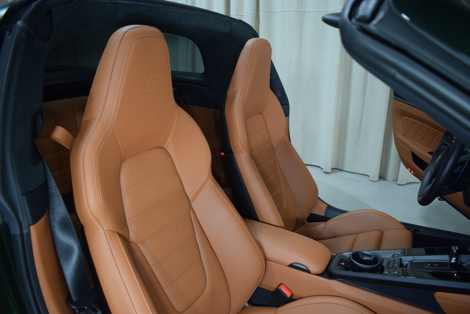 Thumbnail: 2026 Porsche 911 - 22