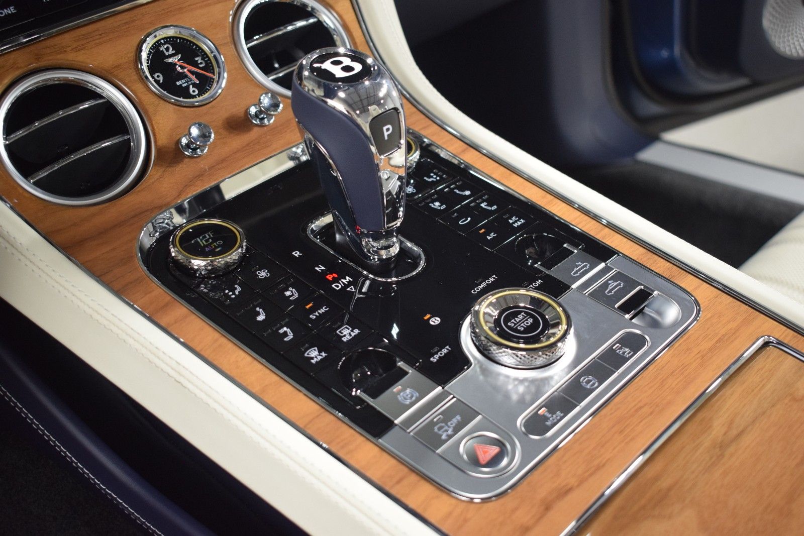 Thumbnail: 2026 Bentley Continental - 32