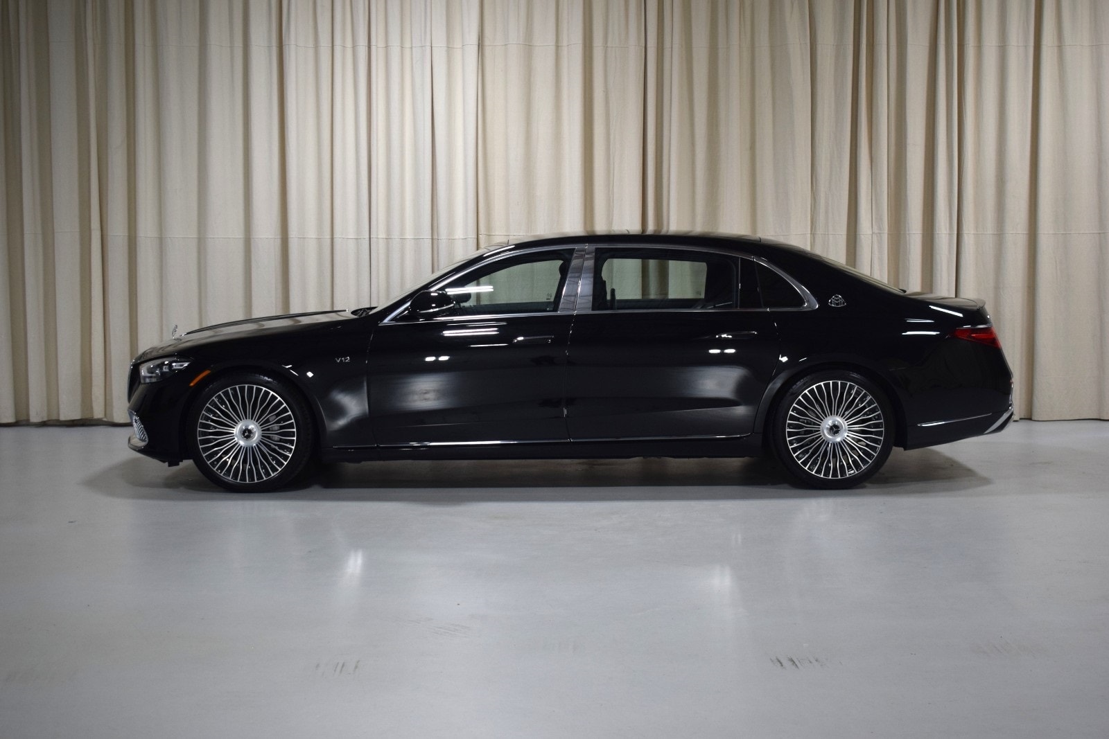 Thumbnail: 2024 Mercedes-Benz S-Class - 5