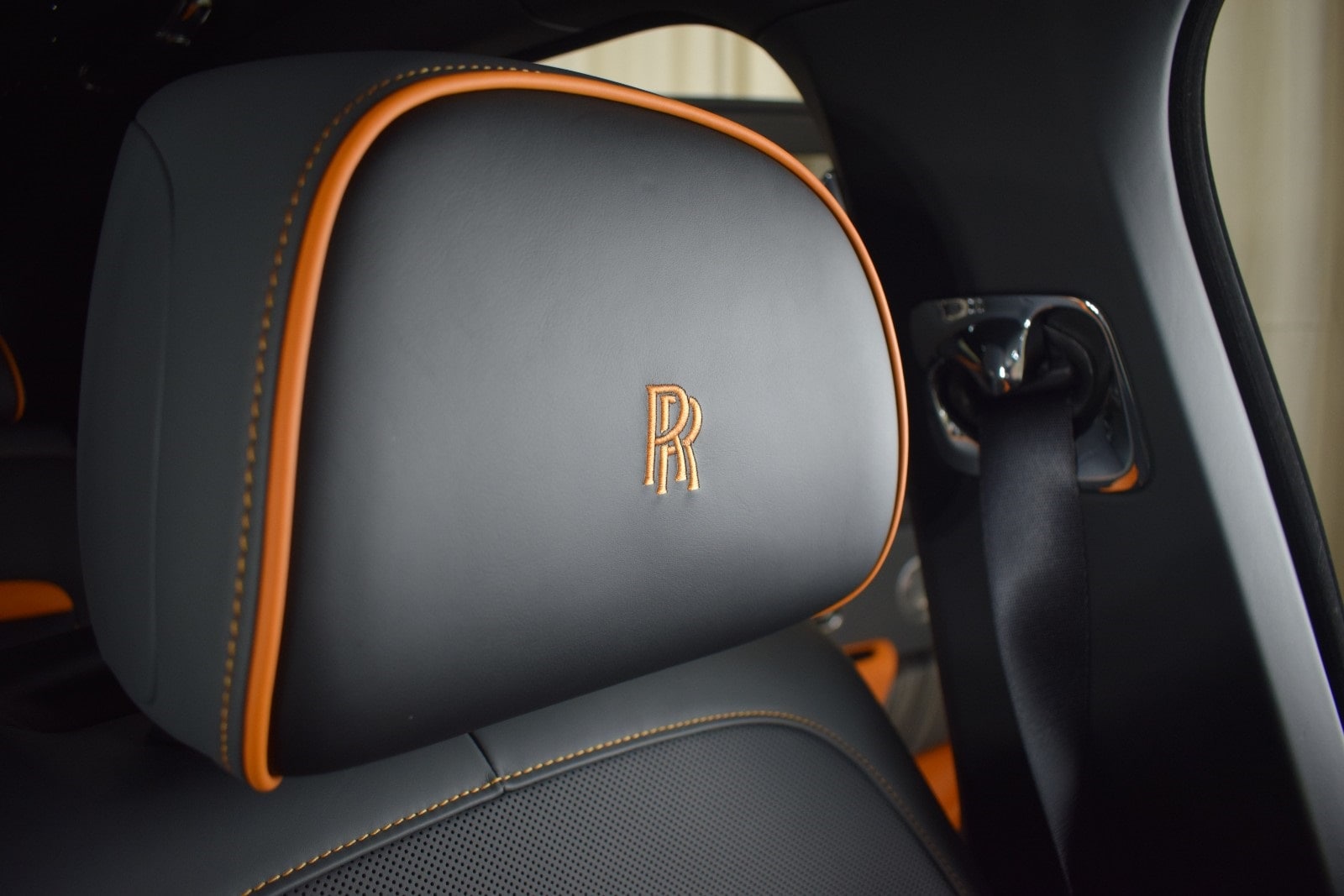 Thumbnail: 2026 Rolls-Royce Cullinan - 38