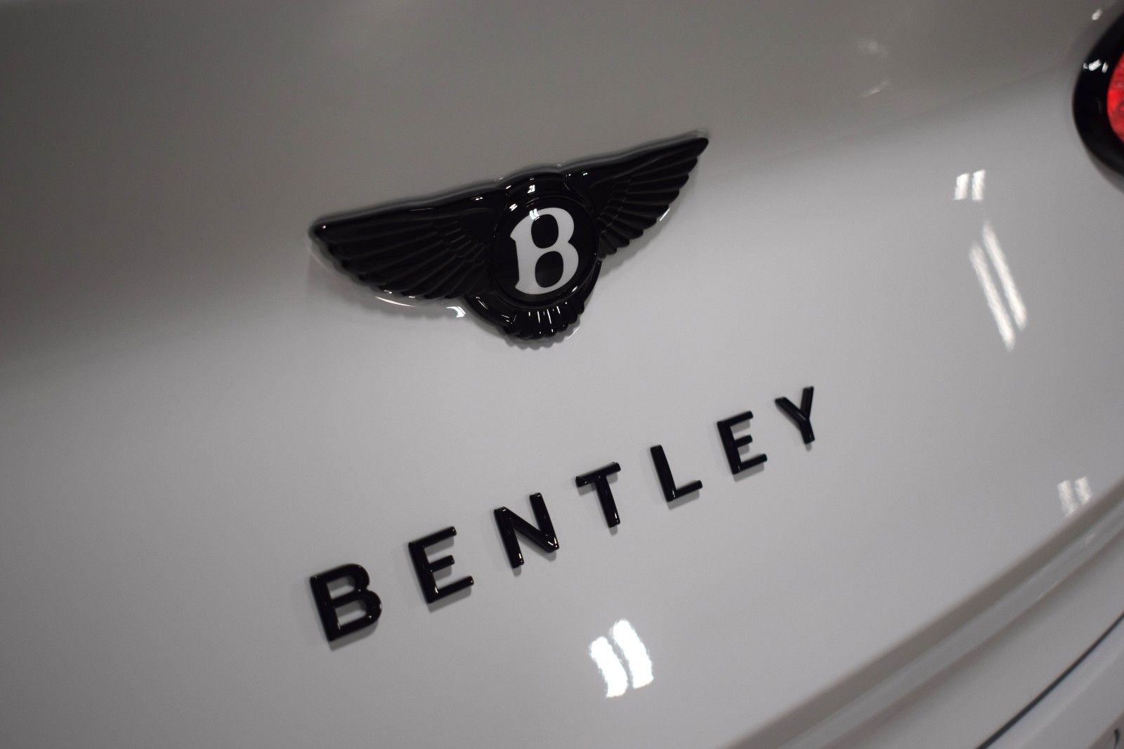 Thumbnail: 2026 Bentley Bentayga - 15