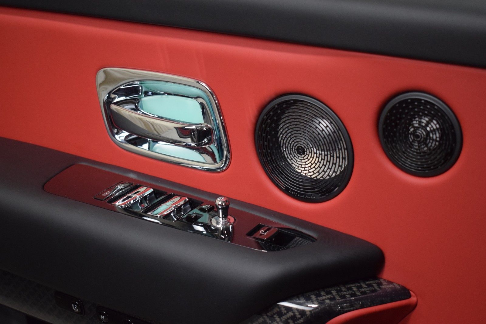 2026 Rolls-Royce Cullinan Black Badge - Photo 39
