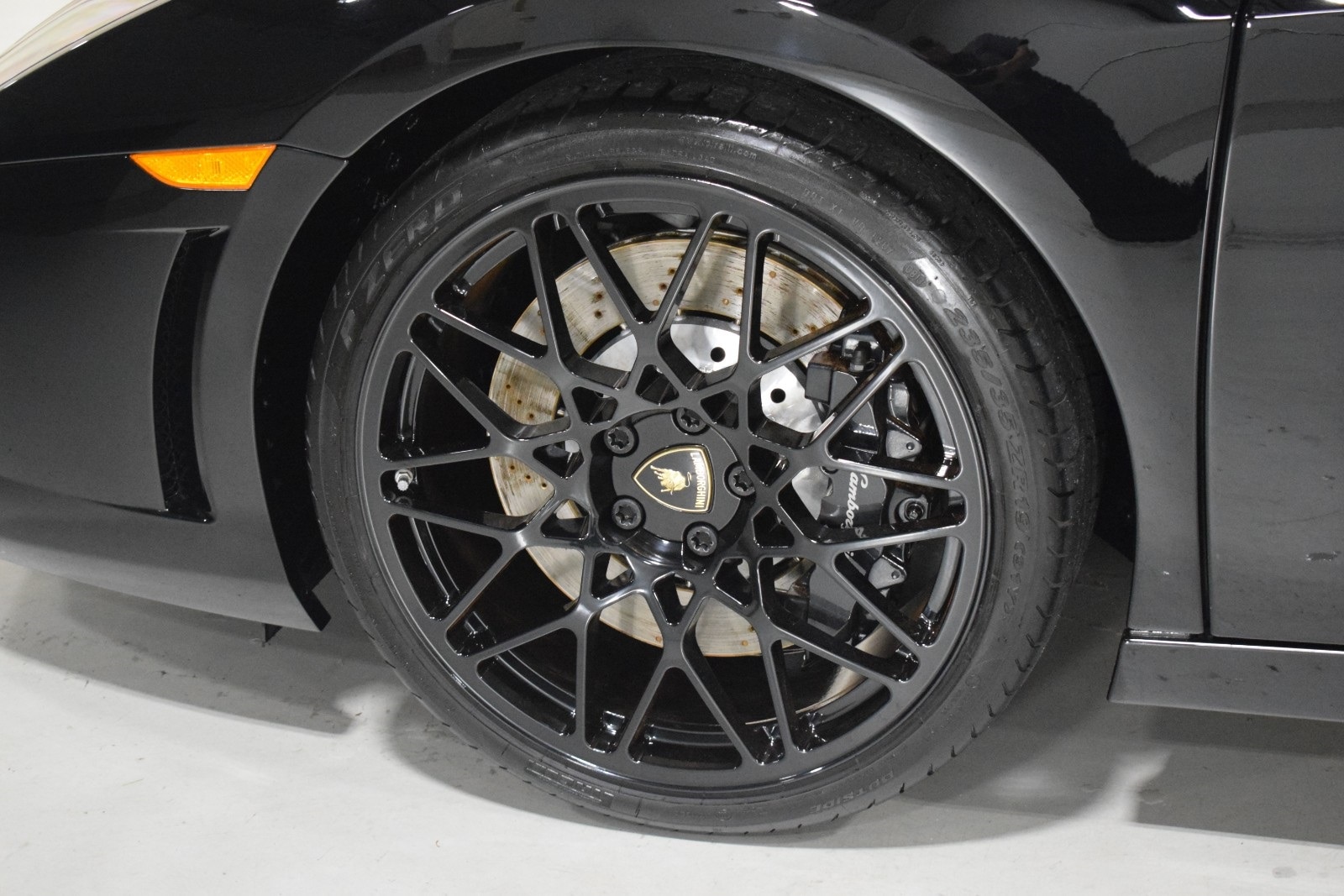 Thumbnail: 2012 Lamborghini Gallardo - 5