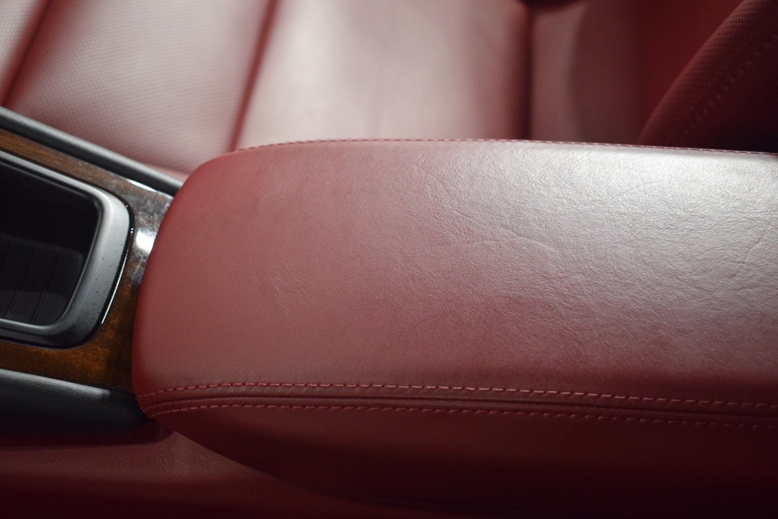 Thumbnail: 2017 Porsche 911 - 34