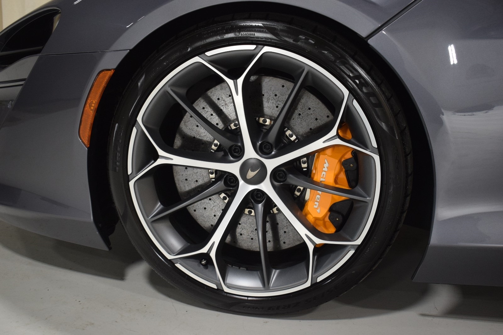 2025 Mclaren Artura TechLux 5