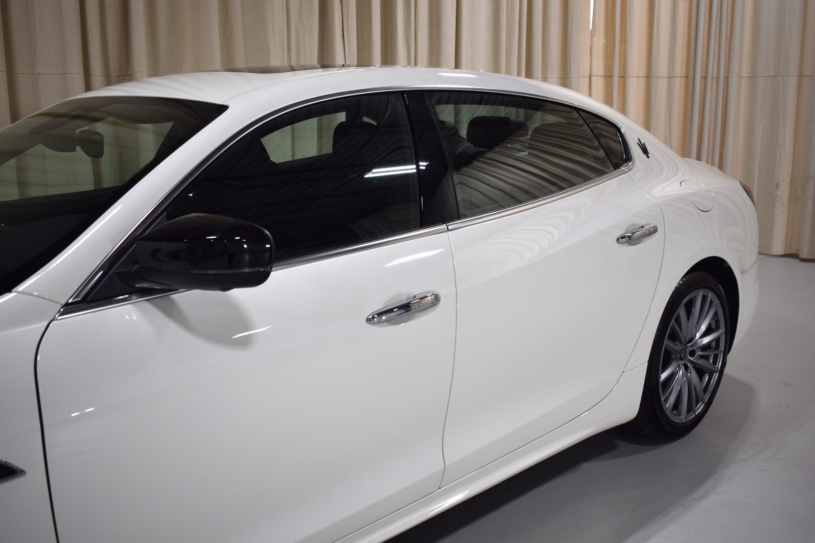 Thumbnail: 2024 Maserati Quattroporte - 2