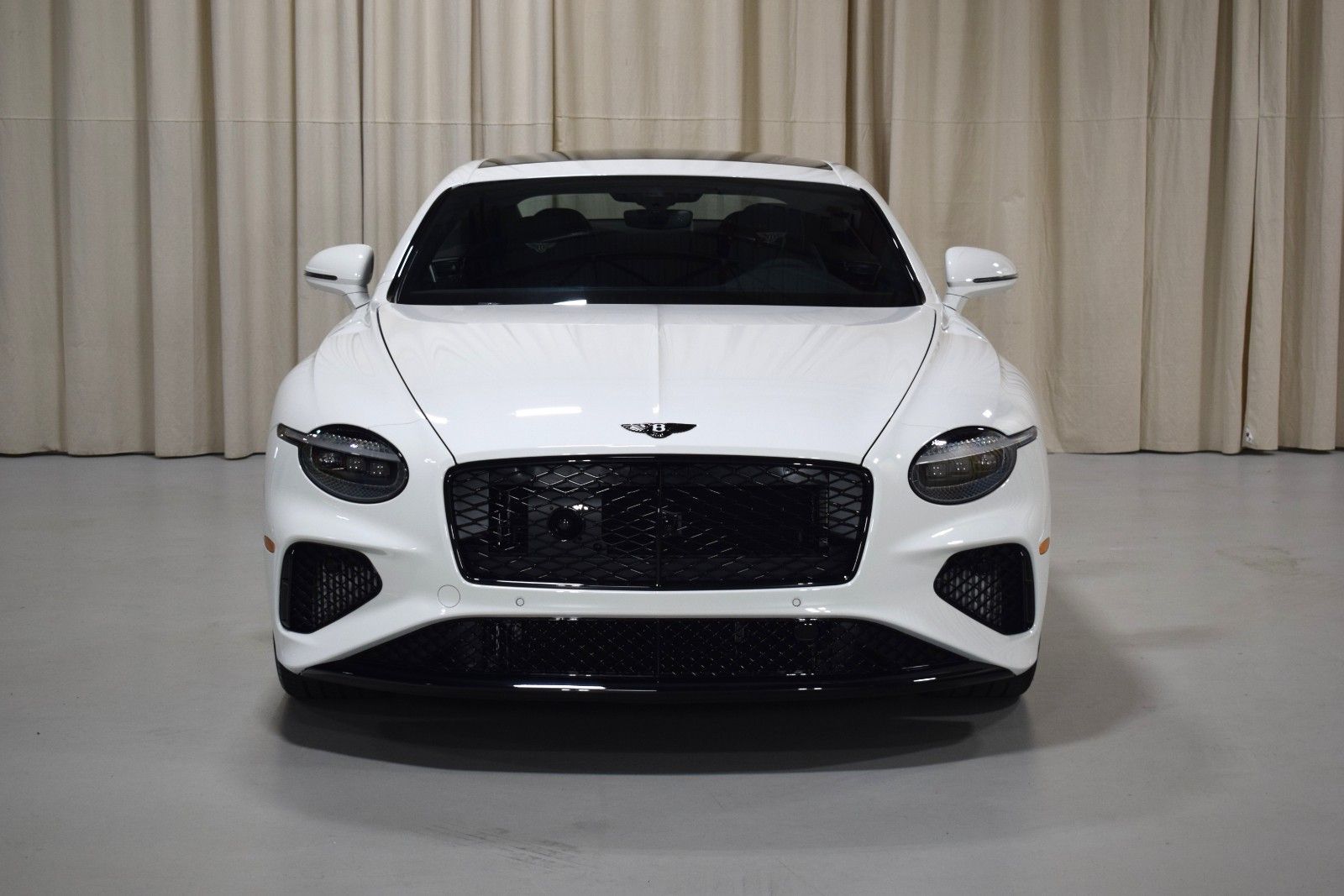 Thumbnail: 2026 Bentley Continental - 10
