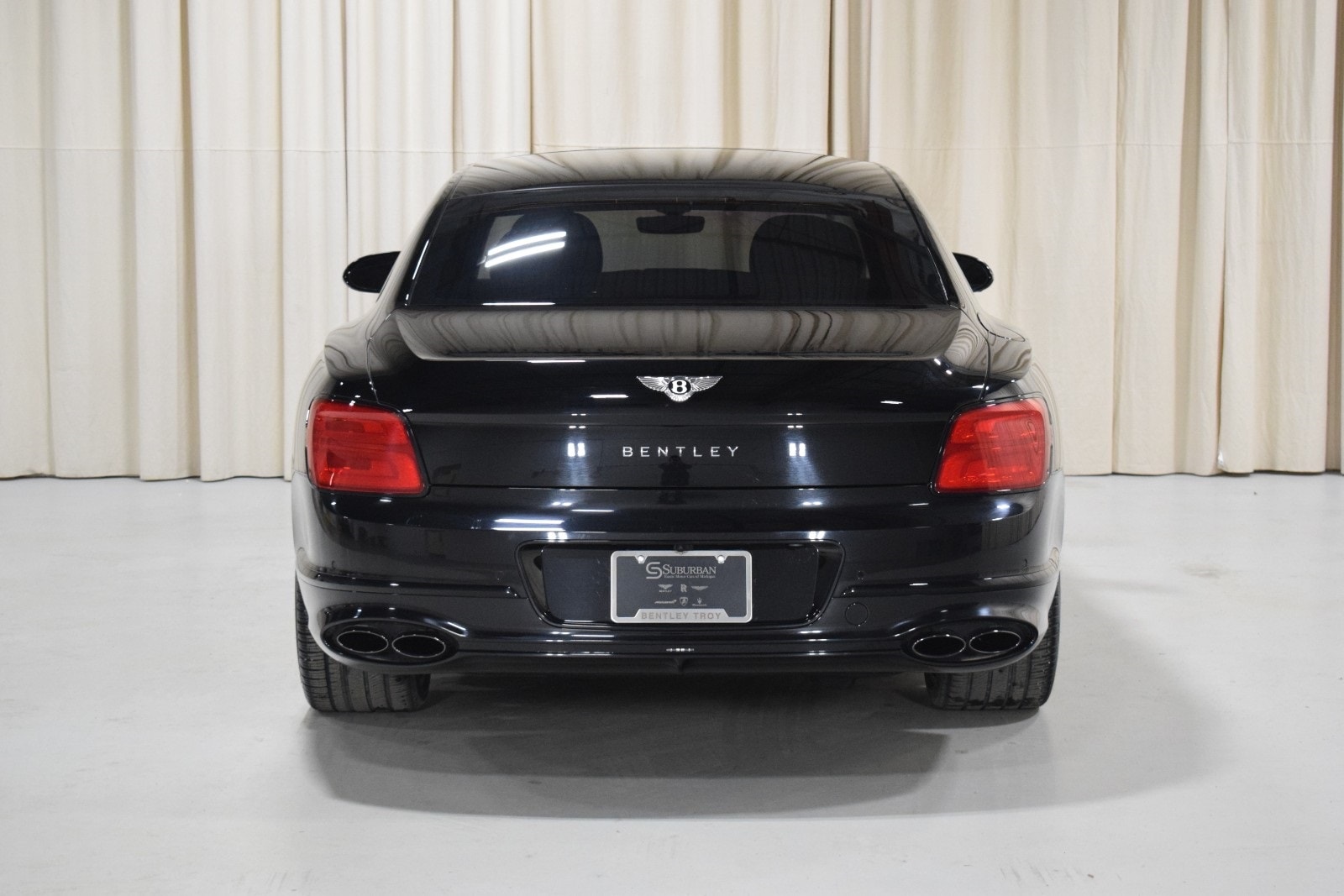 Thumbnail: 2023 Bentley Flying Spur - 13