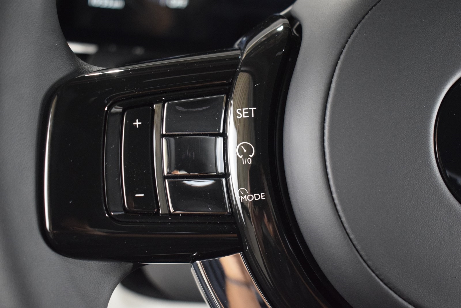 Thumbnail: 2024 Rolls-Royce Spectre - 27