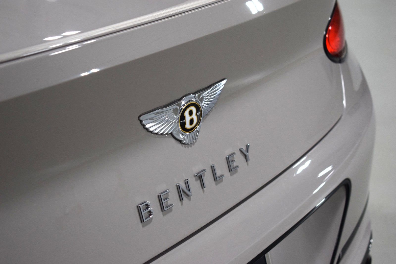 Thumbnail: 2020 Bentley Continental - 14
