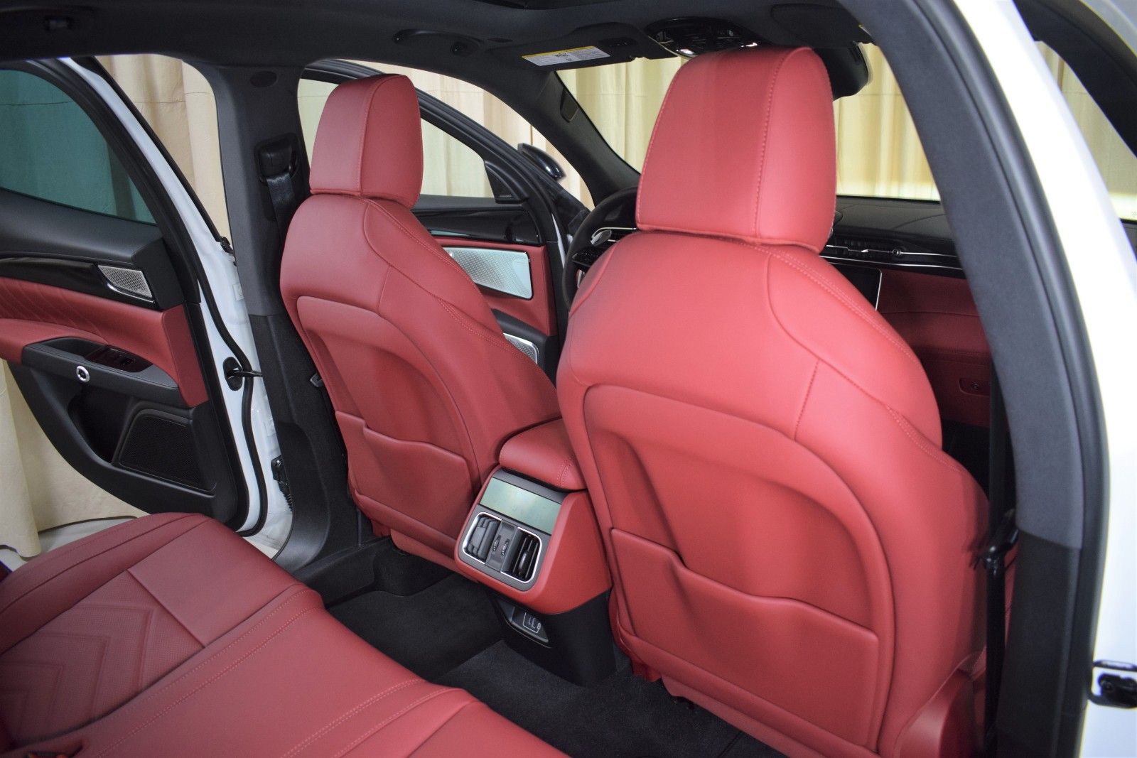 Thumbnail: 2025 Maserati Grecale - 22