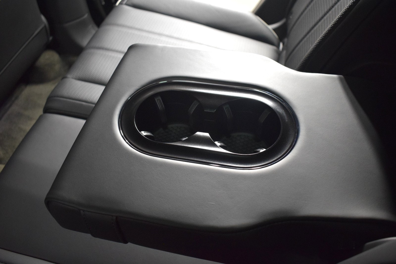 Thumbnail: 2023 Bentley Bentayga - 22