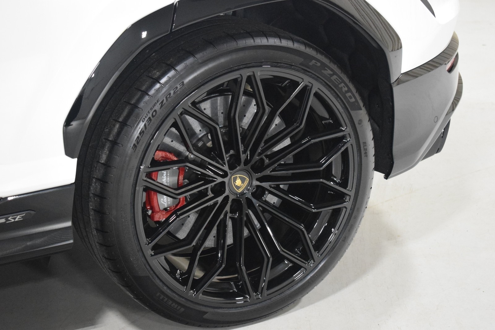 Thumbnail: 2025 Lamborghini Urus - 6
