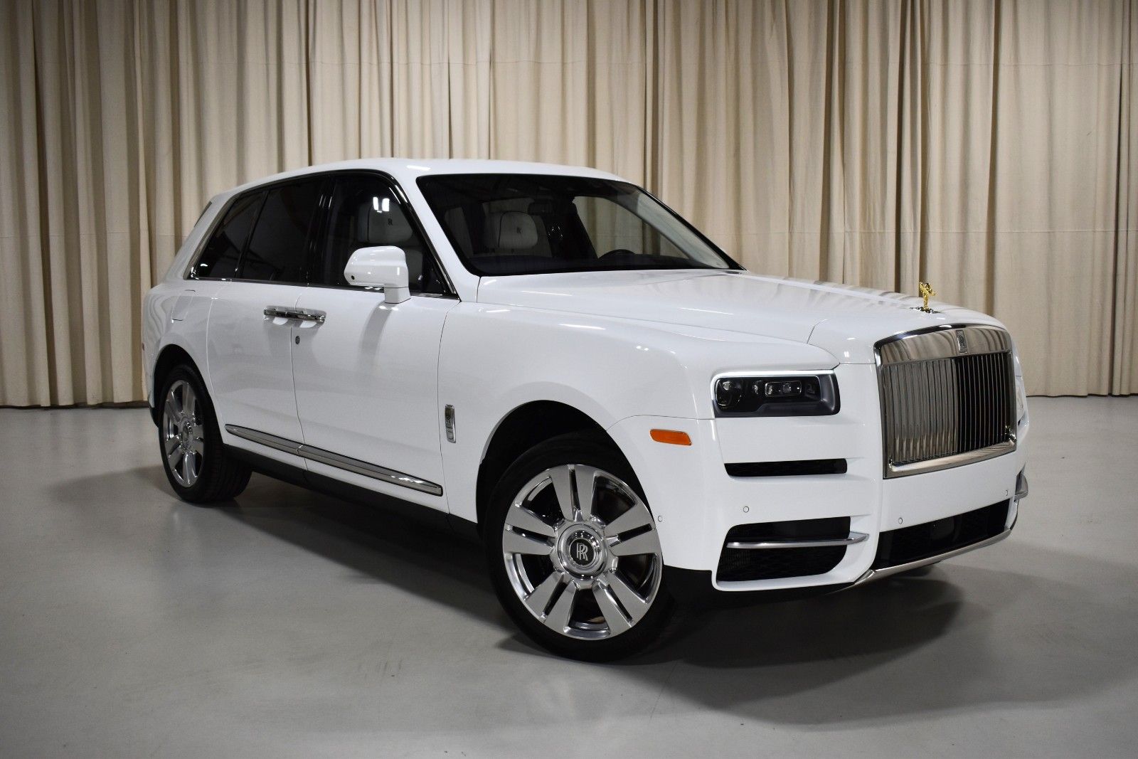 Thumbnail: 2024 Rolls-Royce Cullinan - 7