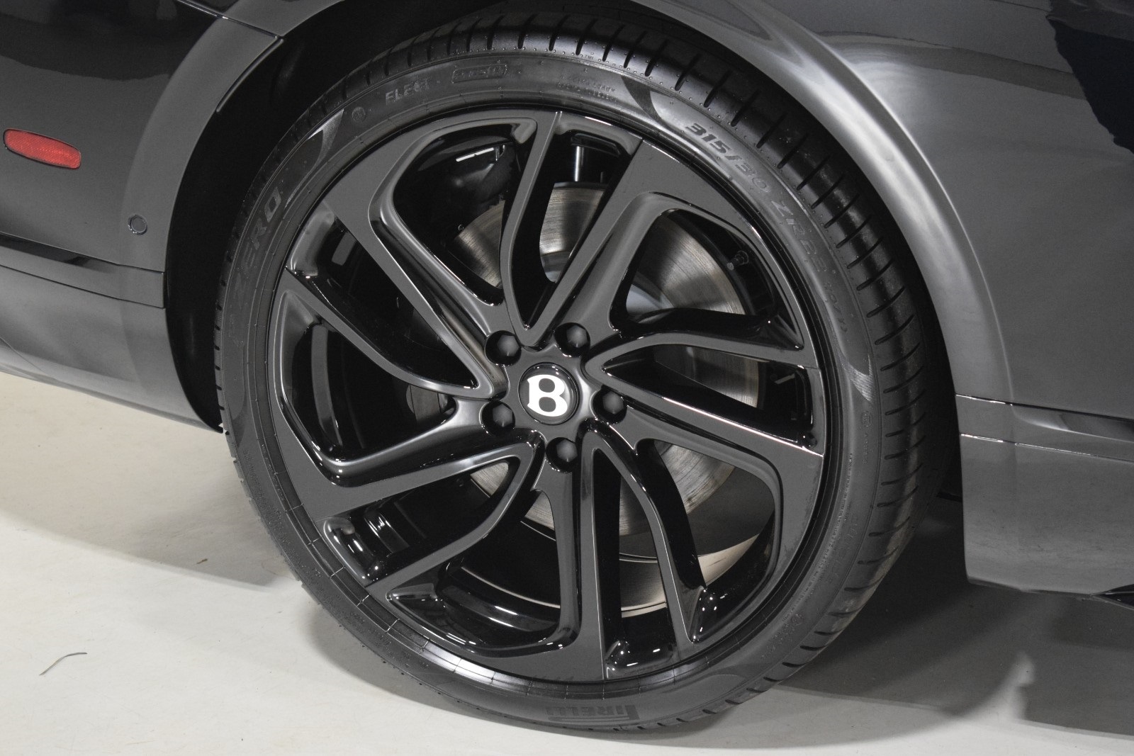 Thumbnail: 2025 Bentley Continental - 6