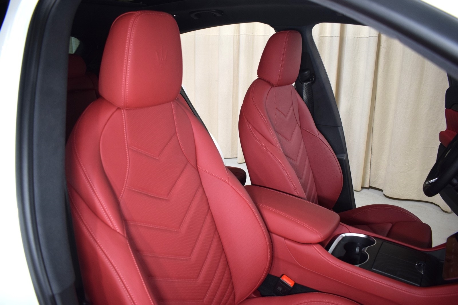 Thumbnail: 2025 Maserati Grecale - 22