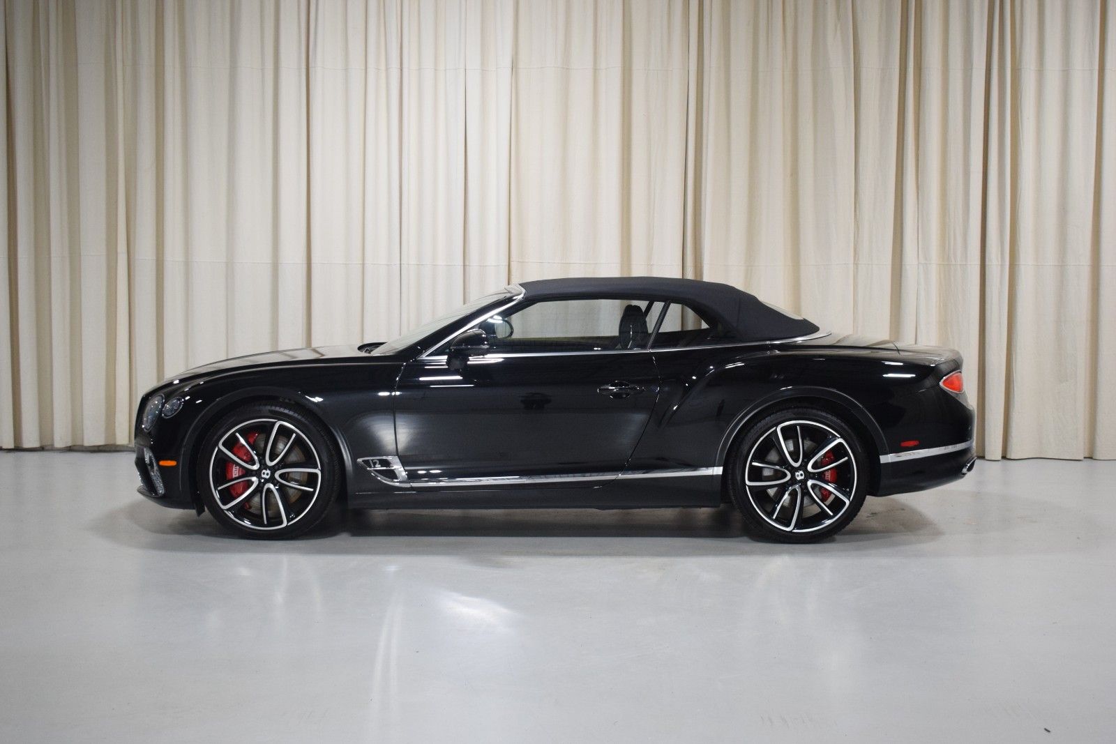 Thumbnail: 2020 Bentley Continental - 15