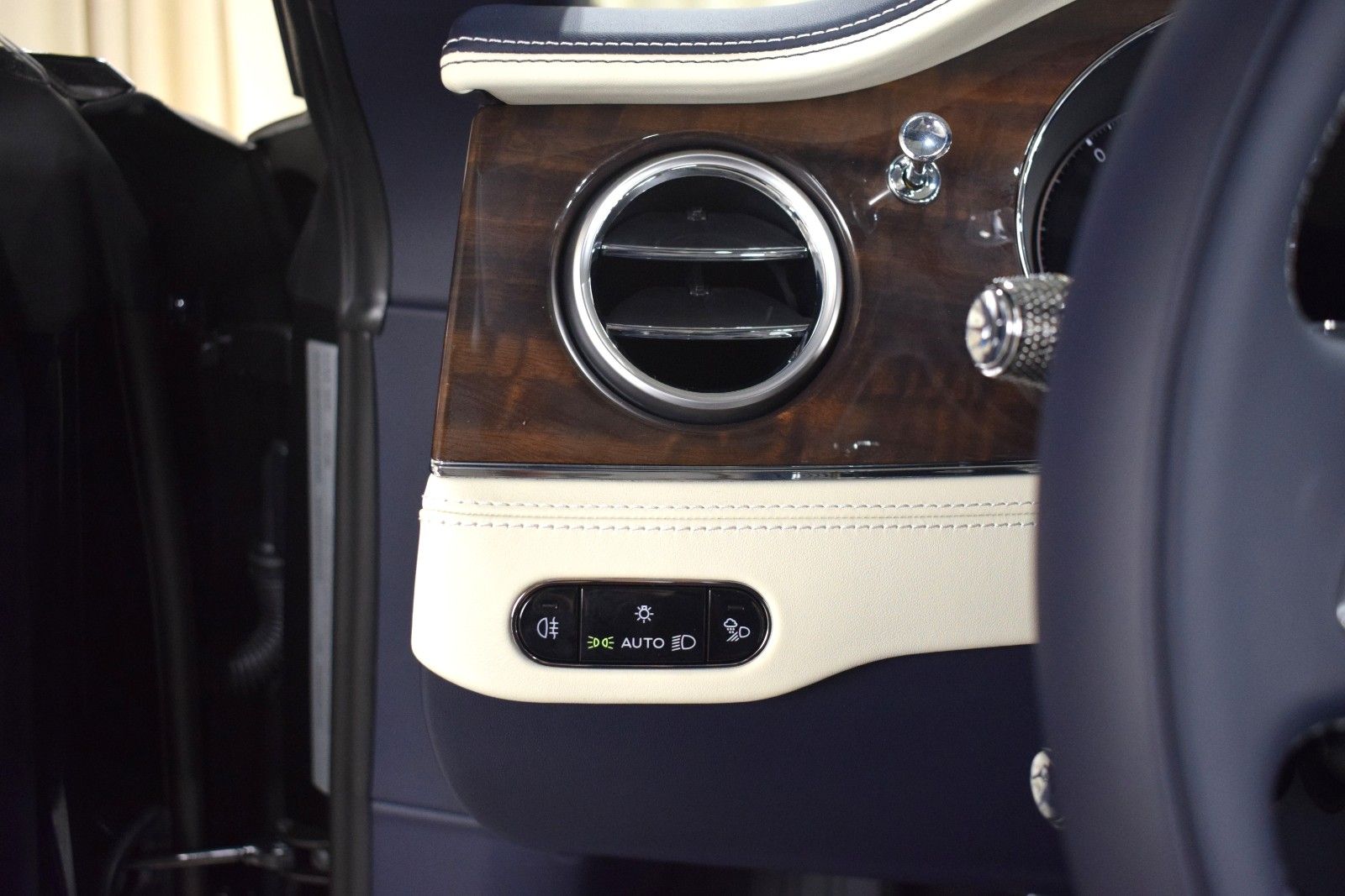 Thumbnail: 2026 Bentley Continental - 29