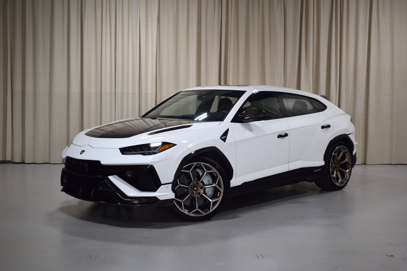 2024 Lamborghini Urus Performante -
                  Troy, MI