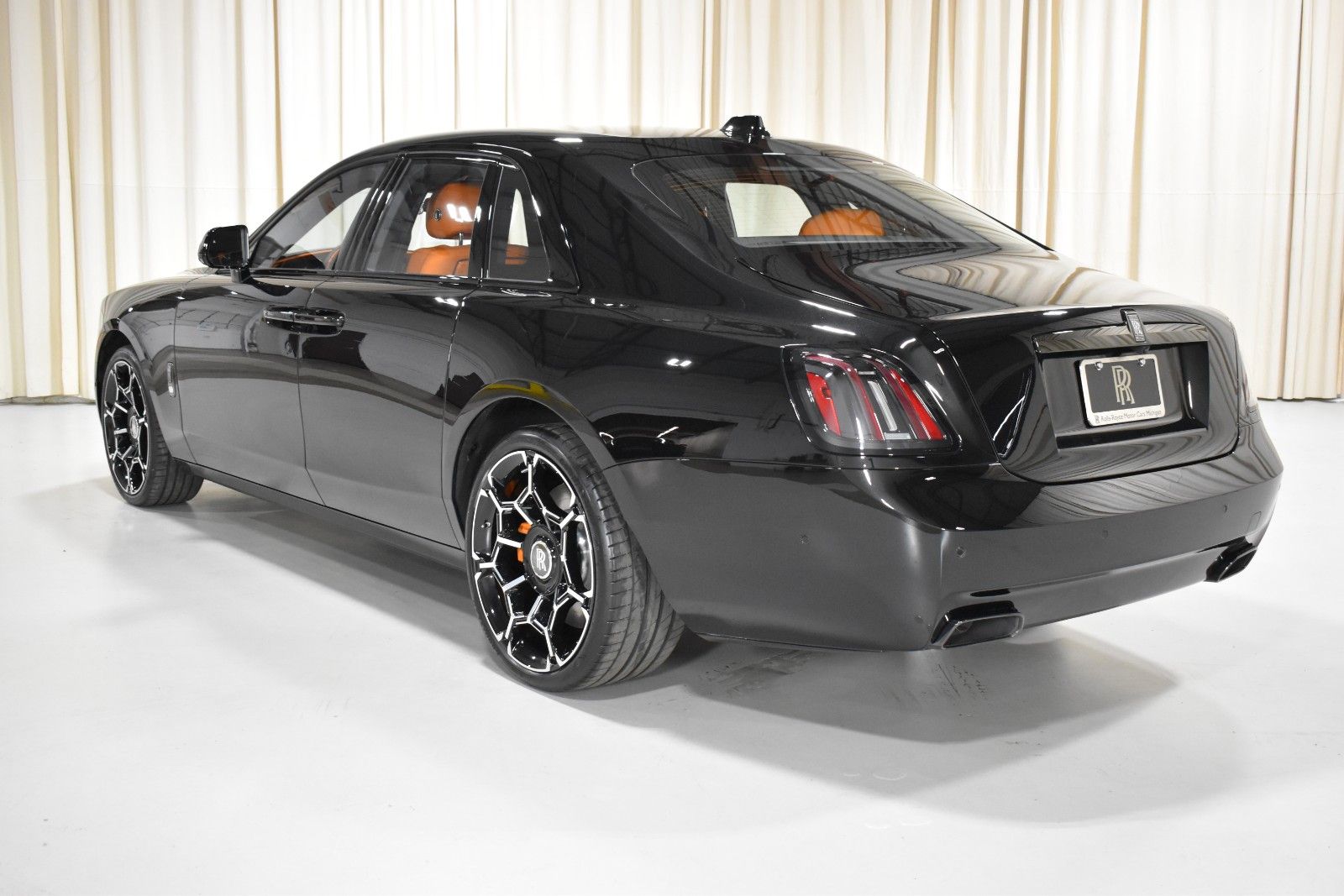 Thumbnail: 2027 Rolls-Royce Ghost - 6