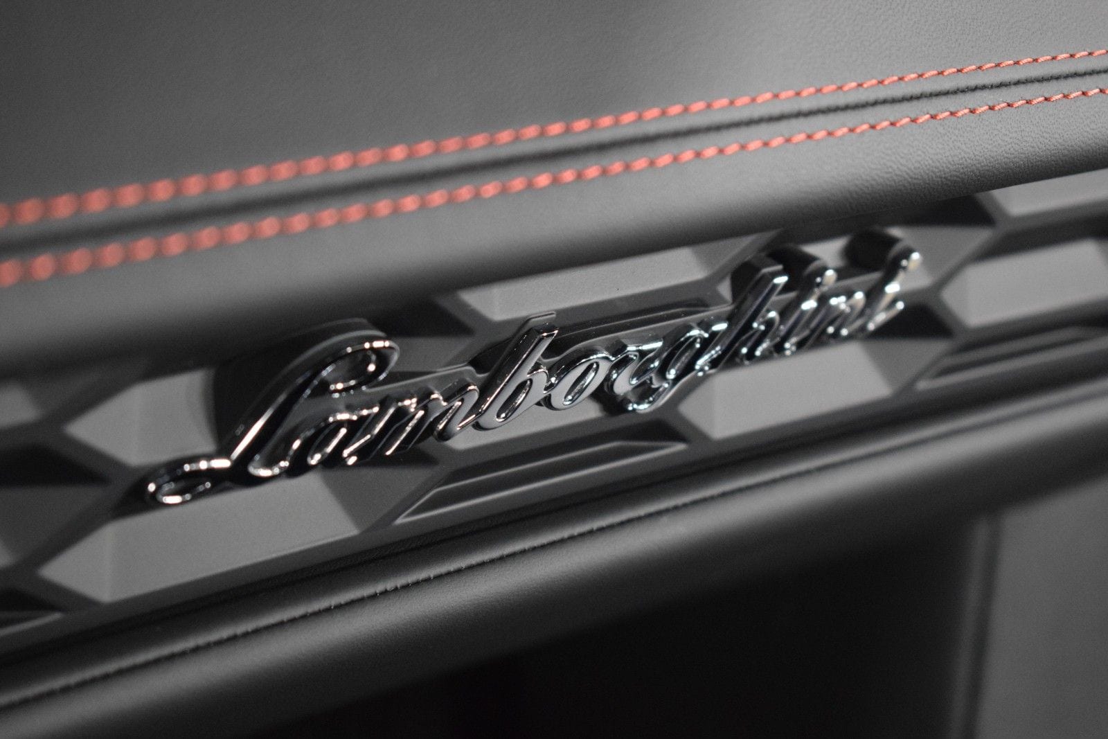 Thumbnail: 2023 Lamborghini Huracan - 24