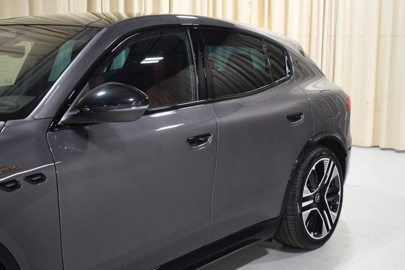 Thumbnail: 2025 Maserati Grecale - 2