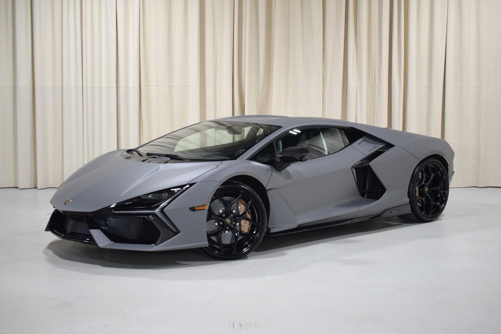 2026 Lamborghini   -
                  Troy, MI