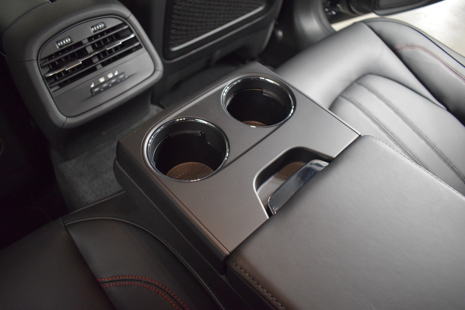 Thumbnail: 2024 Maserati Ghibli - 22