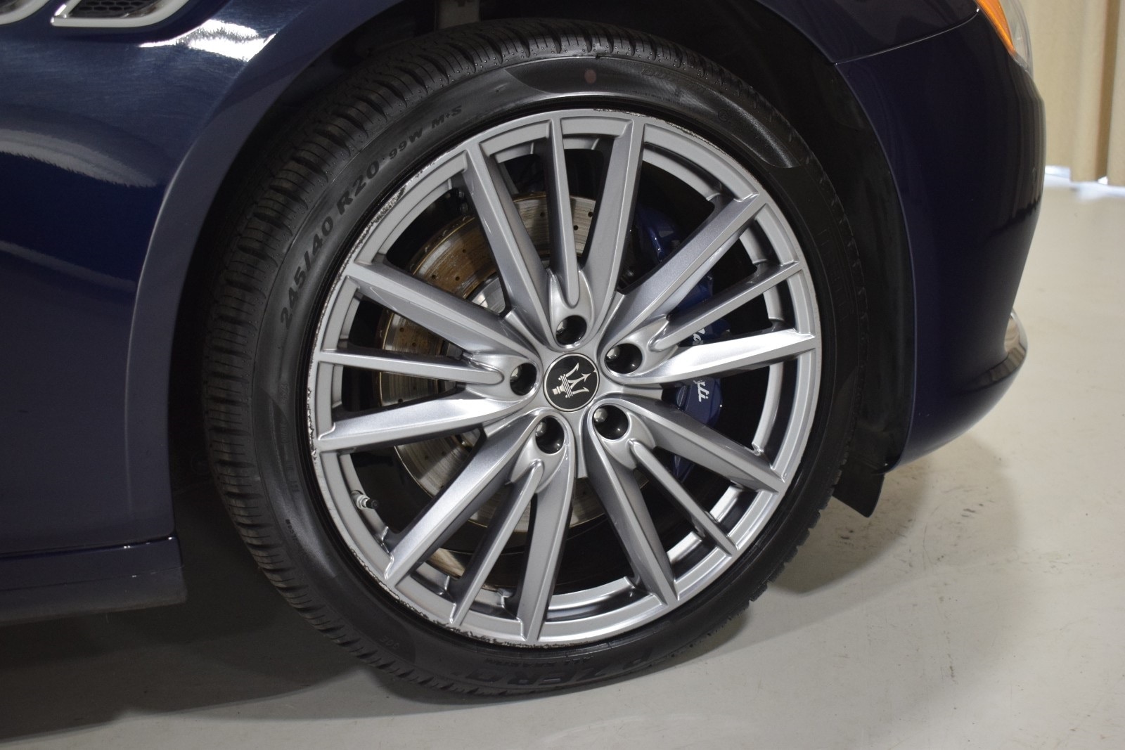 Thumbnail: 2021 Maserati Quattroporte - 16