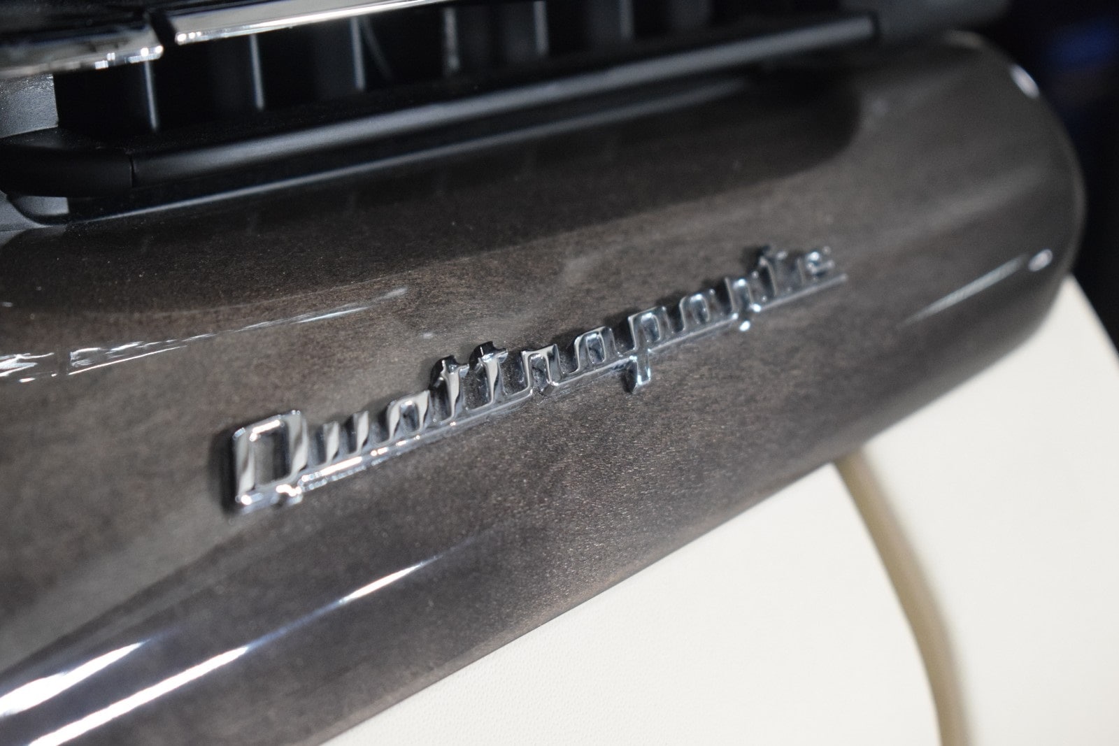Thumbnail: 2021 Maserati Quattroporte - 25