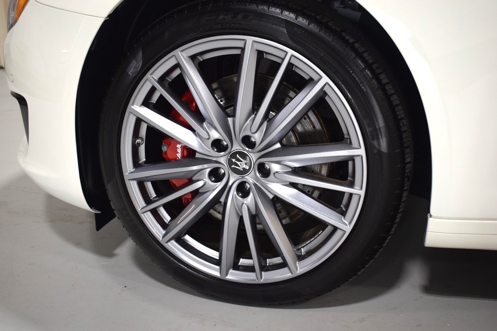 Thumbnail: 2024 Maserati Quattroporte - 5
