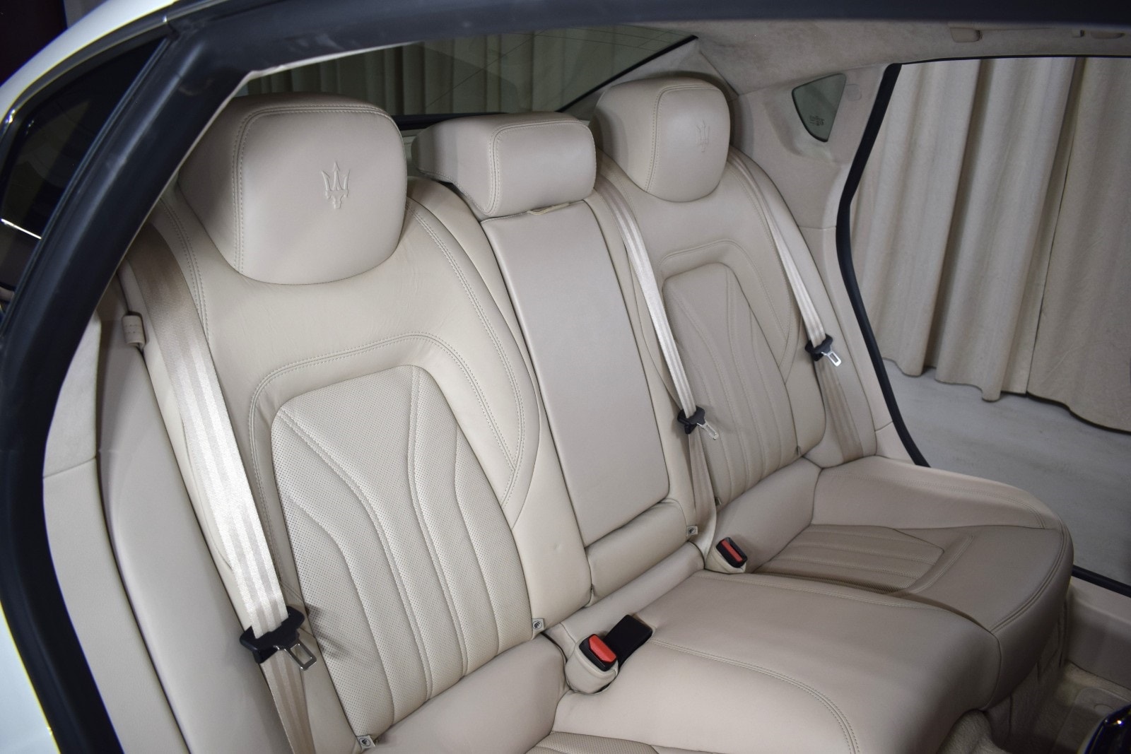 Thumbnail: 2014 Maserati Quattroporte - 18