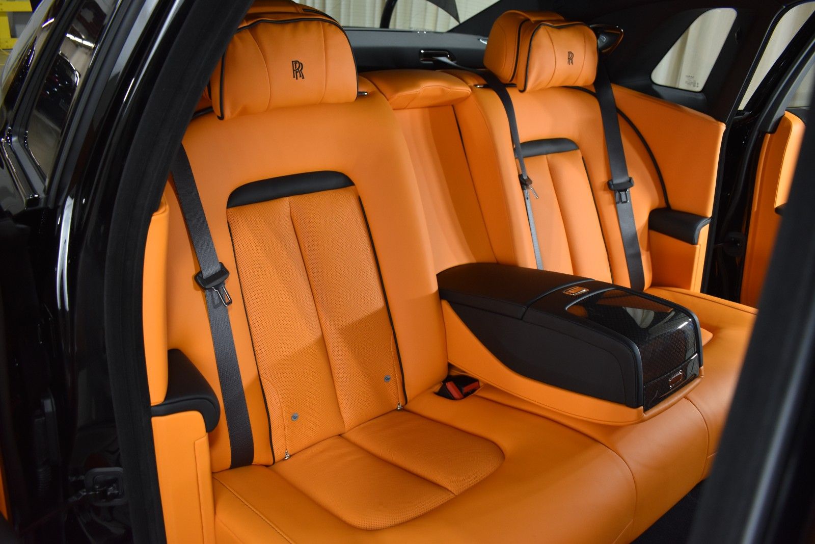 Thumbnail: 2027 Rolls-Royce Ghost - 37