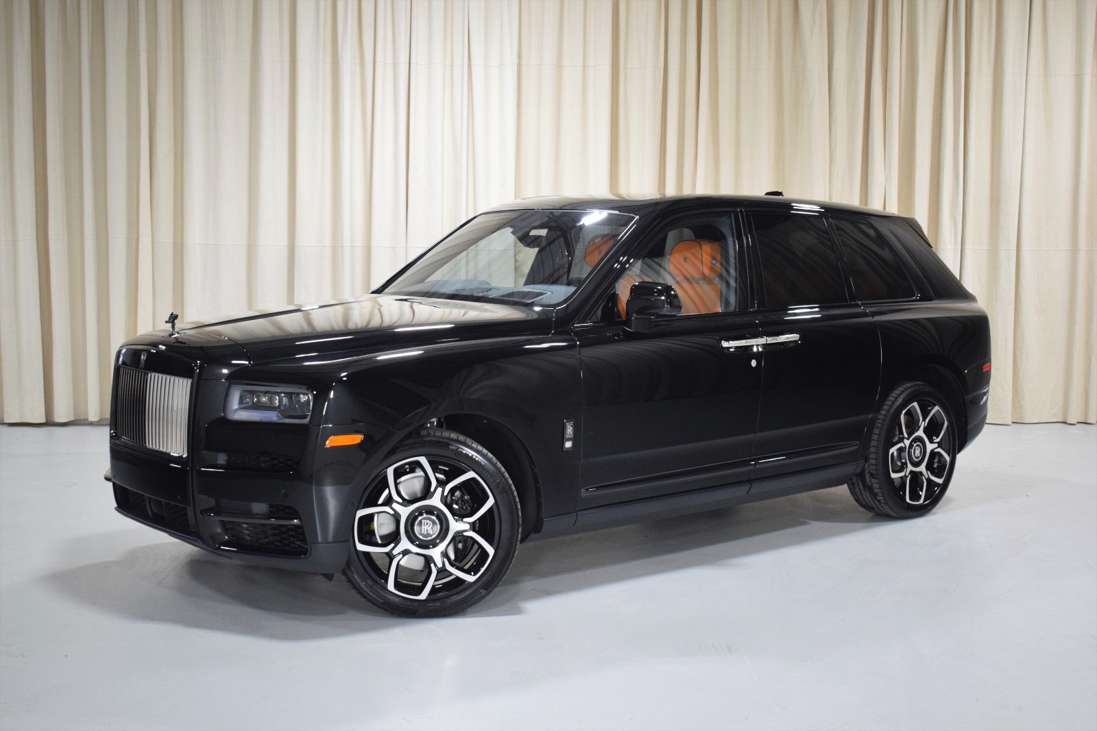2023 Rolls-Royce Cullinan Black Badge -
                Troy, MI