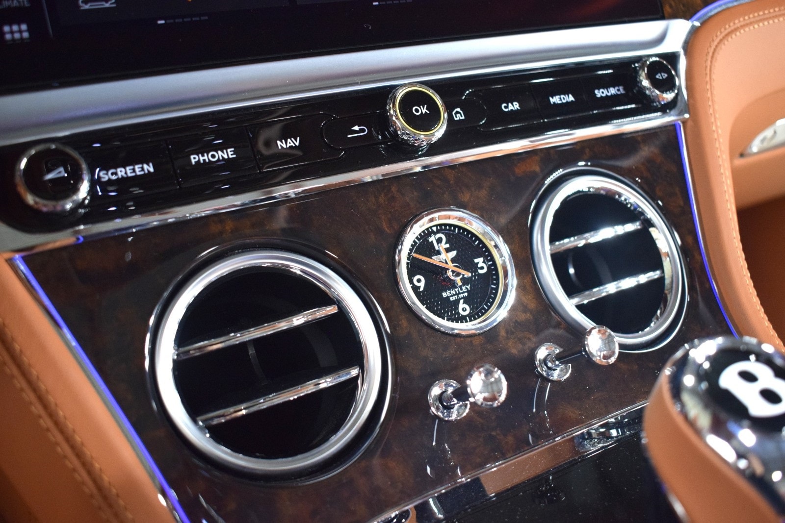 2021 Bentley Continental GT 32