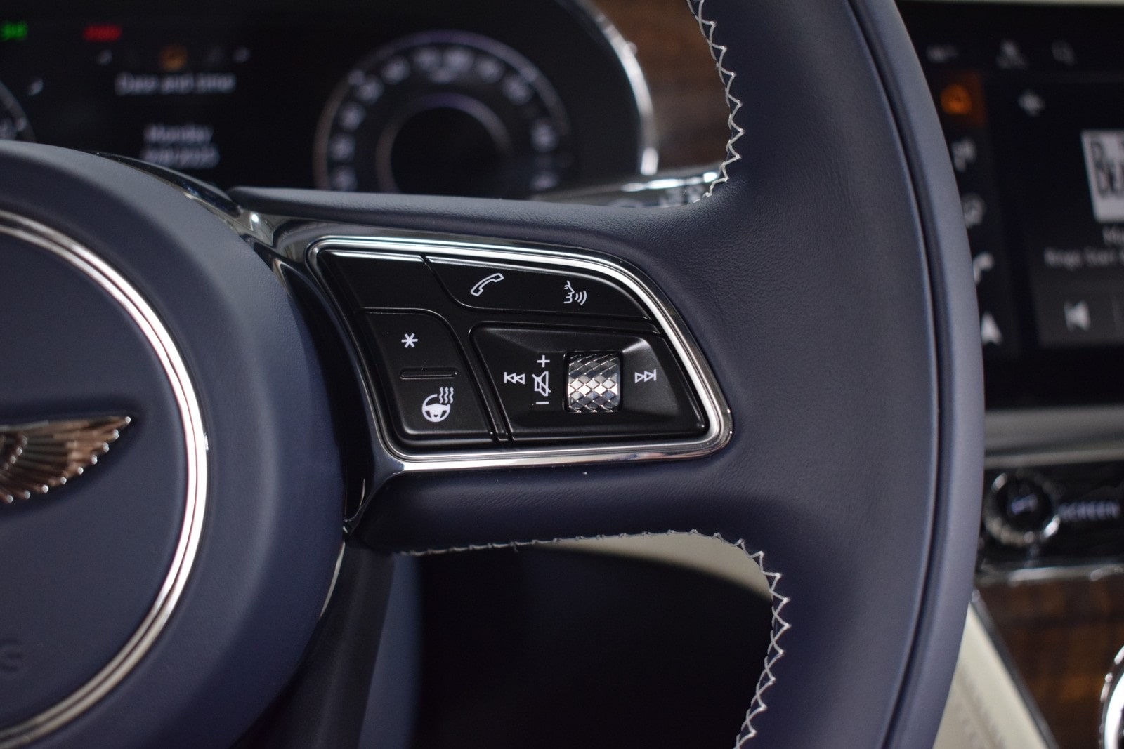 Thumbnail: 2026 Bentley Continental - 28