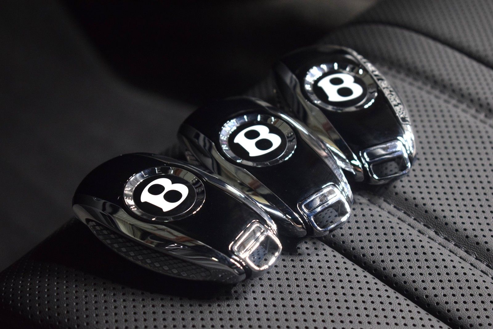 Thumbnail: 2026 Bentley Continental - 38