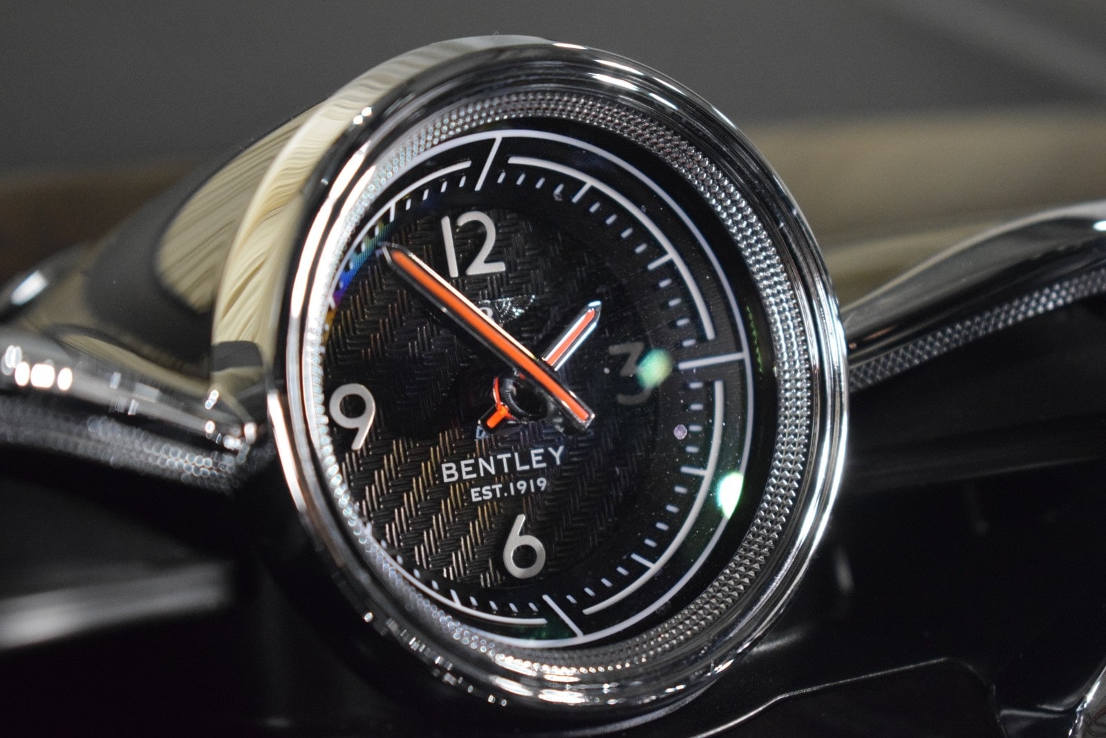 2021 Bentley Bentayga  35
