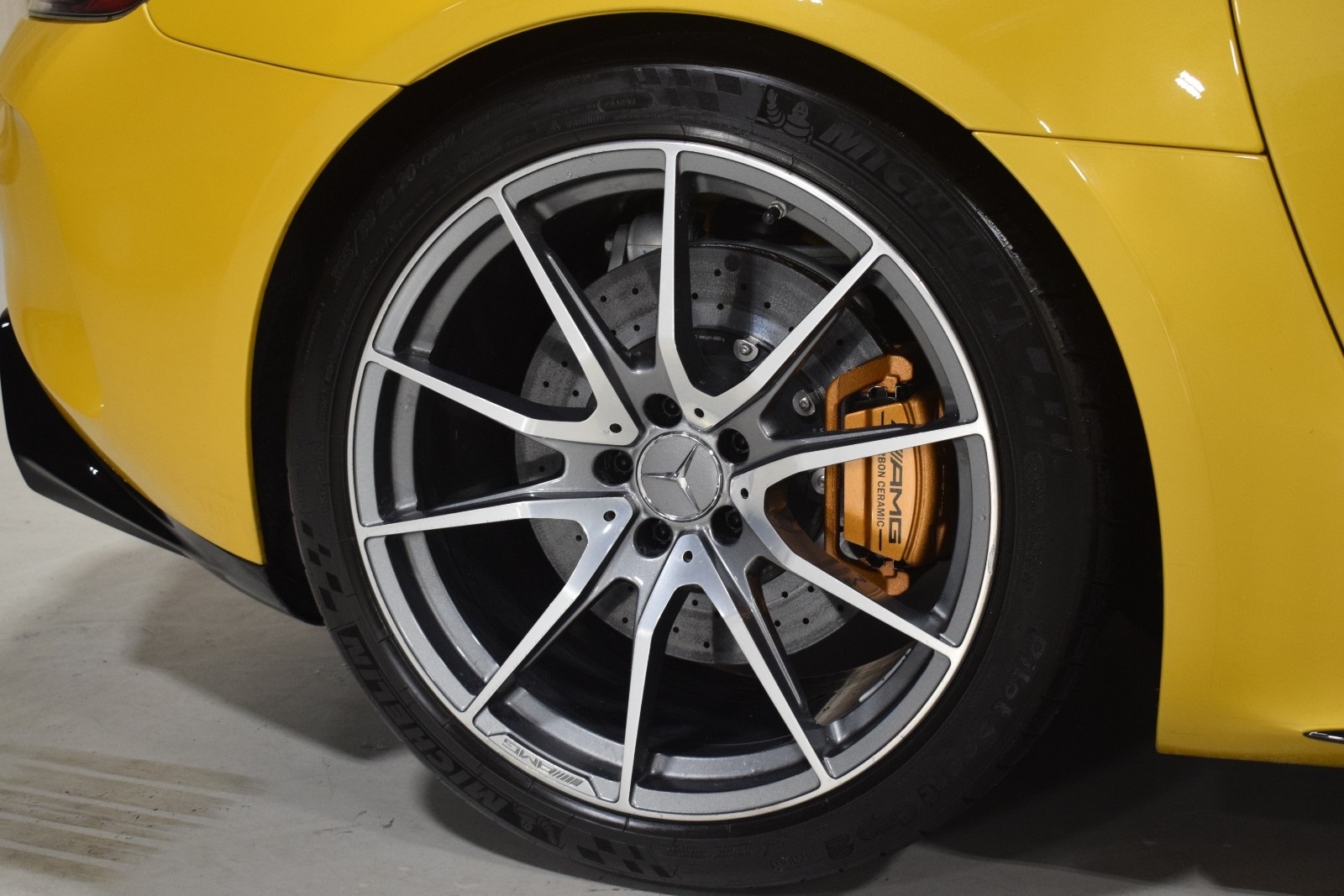 Thumbnail: 2020 Mercedes-Benz AMG GT - 19