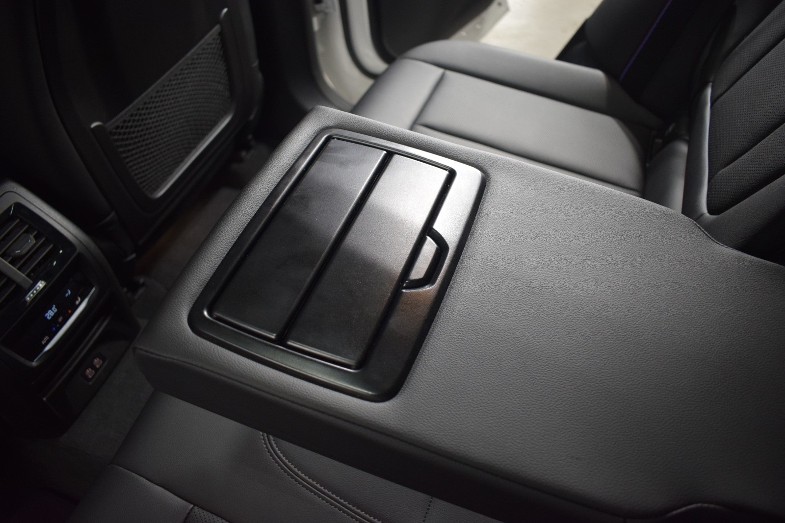 Thumbnail: 2023 BMW X3 - 21