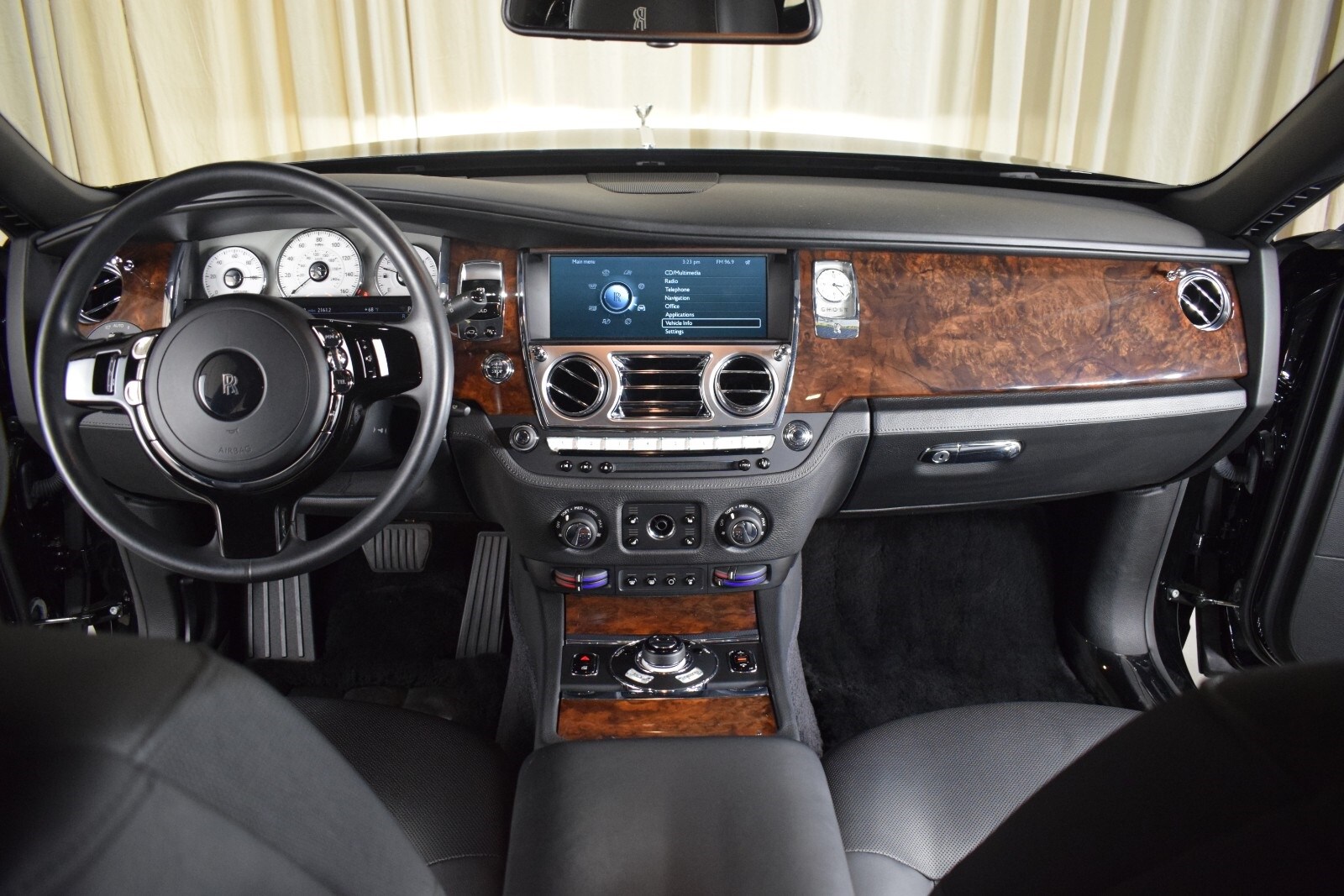 2012 Rolls Royce Ghost RR4 photo 4