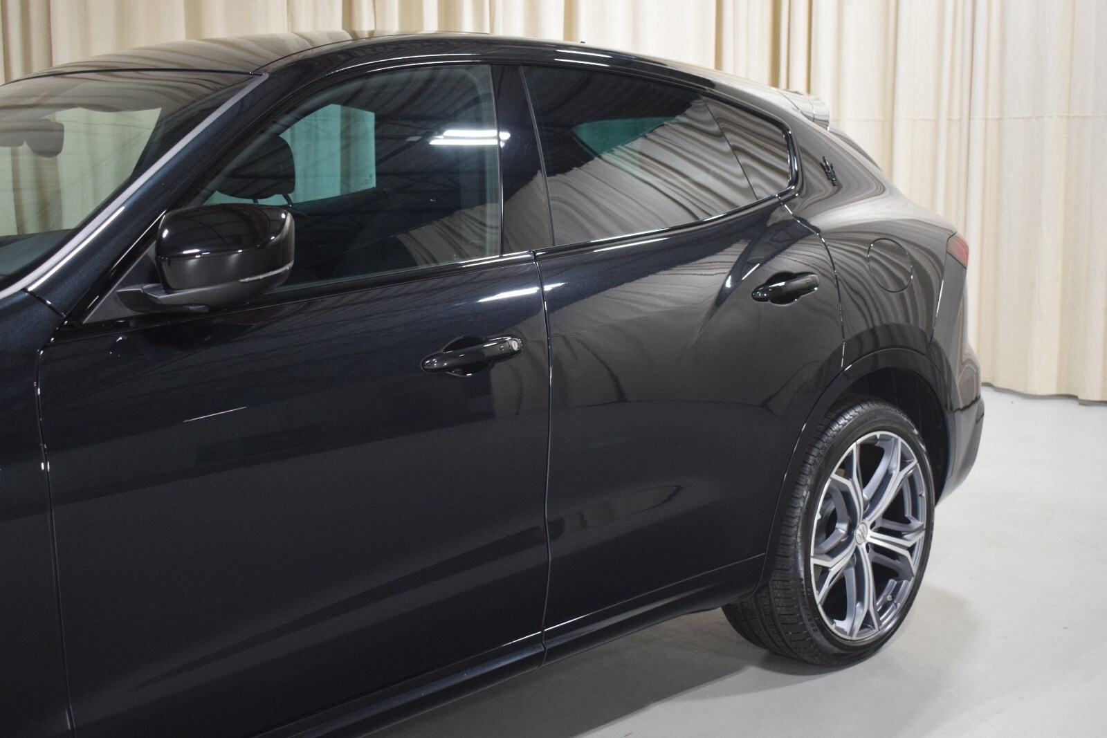 2022 Maserati Levante Modena photo 2