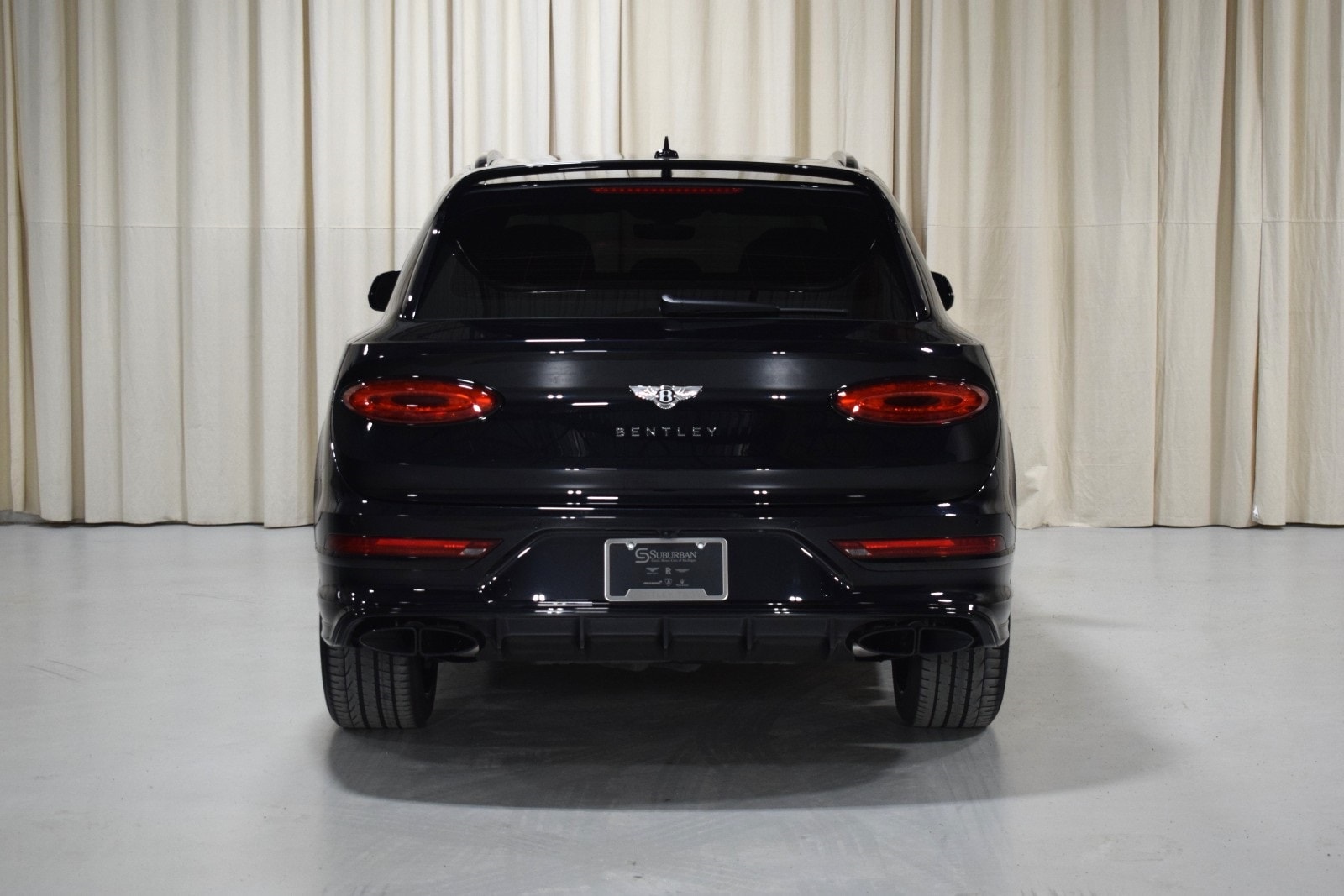 Thumbnail: 2022 Bentley Bentayga - 13