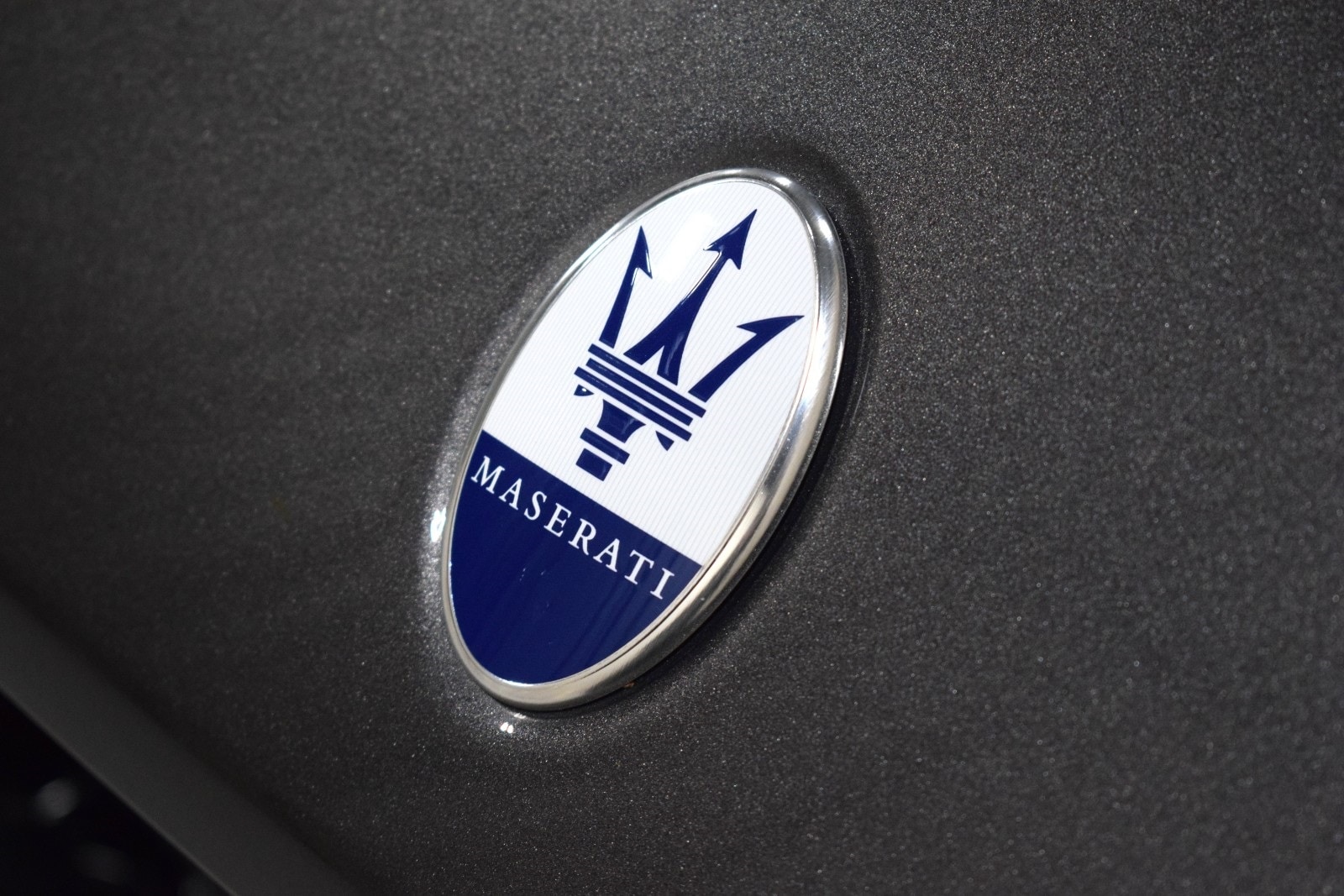 Thumbnail: 2022 Maserati Levante - 3