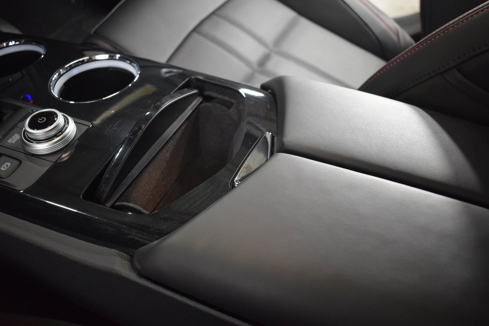Thumbnail: 2024 Maserati Ghibli - 37