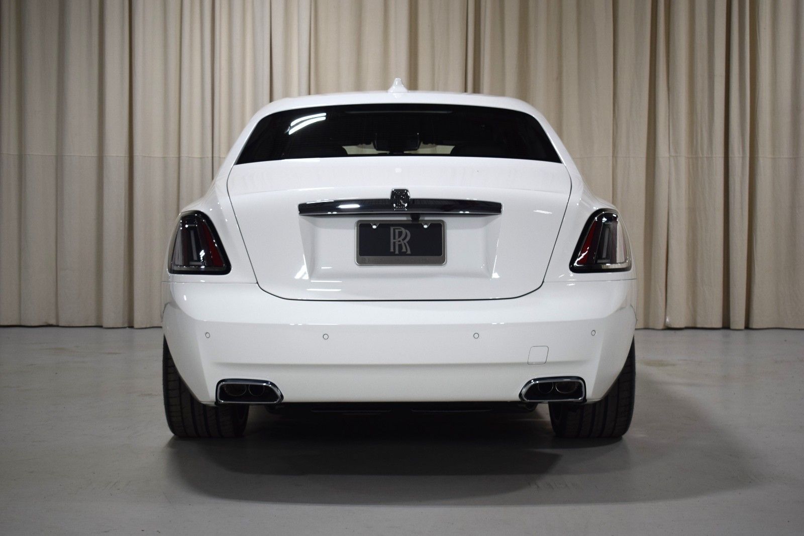 Thumbnail: 2026 Rolls-Royce Ghost - 11
