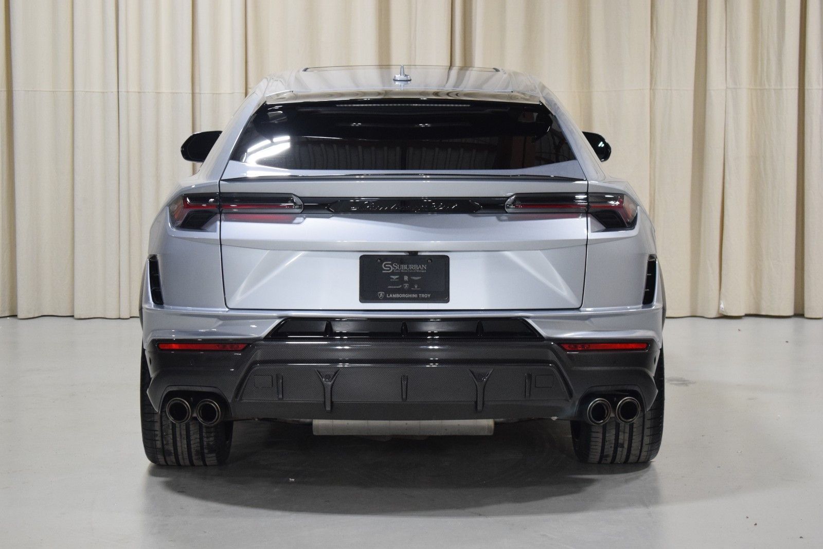 Thumbnail: 2024 Lamborghini Urus - 12