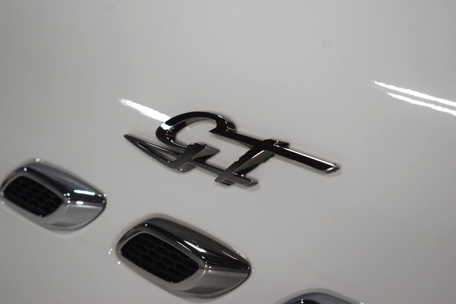 Thumbnail: 2022 Maserati Levante - 13